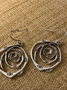 Silver Spiral Drop Earrings - Women's Fashion Jewelry